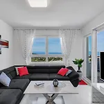 Navis, Sea View Apartment
