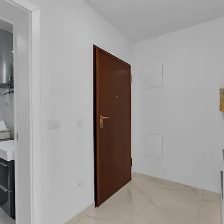 Navis, Sea View * Makarska