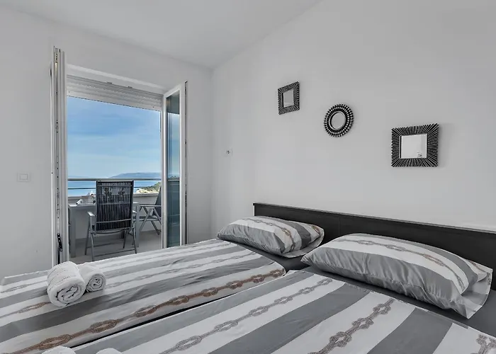 Navis, Sea View Apartament