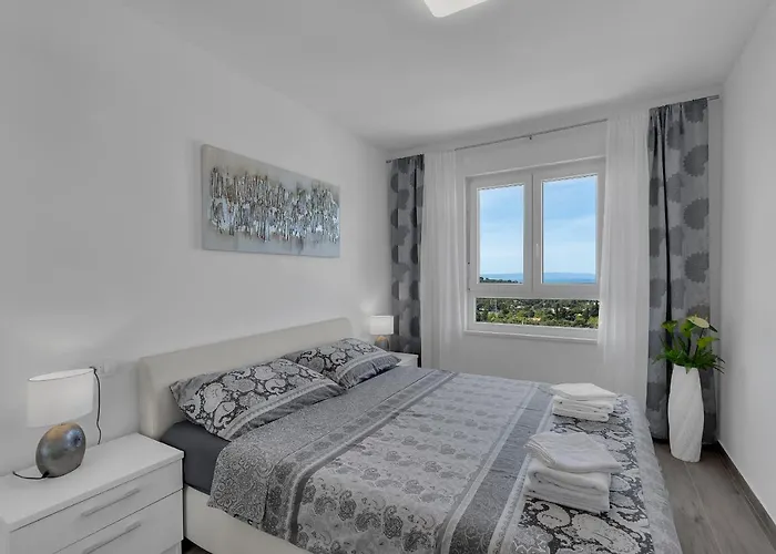 Apartment Navis, Sea View